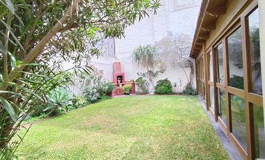Casa a laVenta en Av. Higuereta Santiago de Surco