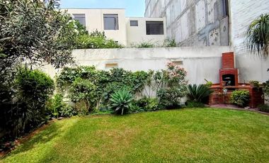Casa a laVenta en Av. Higuereta Santiago de Surco