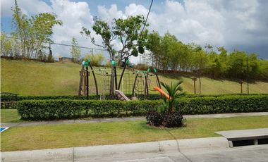 Sea Confiable alquila casa en PH La Reserva en Villa Zaita