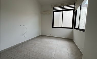 CASA FAMILIAR EN PH NATIVA - PANAMA PACIFICO 4 RECAMARAS