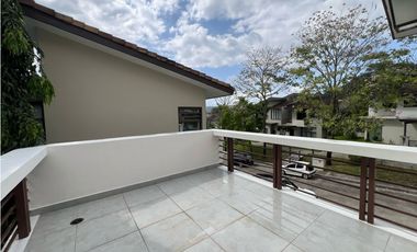 CASA FAMILIAR EN PH NATIVA - PANAMA PACIFICO 4 RECAMARAS