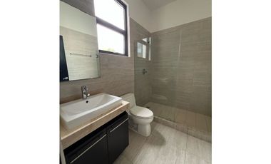 CASA FAMILIAR EN PH NATIVA - PANAMA PACIFICO 4 RECAMARAS