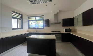 CASA FAMILIAR EN PH NATIVA - PANAMA PACIFICO 4 RECAMARAS