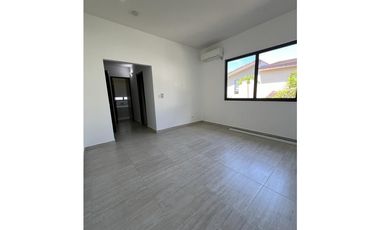 CASA EN ALQUILER EN PANAMA PACIFICO - PH NATIVA