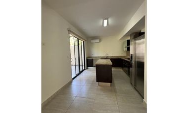 CASA EN ALQUILER EN PANAMA PACIFICO - PH NATIVA