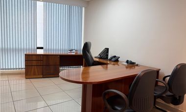 OFICINA / OBARRIO / TORRE GENERALLI / 360m2 / AMOBLADO / 9 PARKING