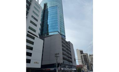 OFICINA / OBARRIO / TORRE GENERALLI / 360m2 / AMOBLADO / 9 PARKING