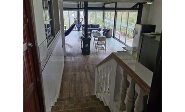 VENTA DE CASA EN ALTOS DEL VIGIA CERRO AZUL 1000 M2