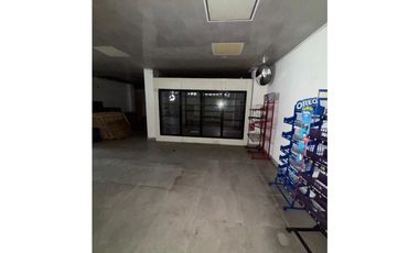 GANGA LOCAL COMERCIAL IDEAL PARA MINISUPER / SAN MIGUELITO / 292M  JC