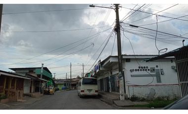 GANGA LOCAL COMERCIAL IDEAL PARA MINISUPER / SAN MIGUELITO / 286M  JC