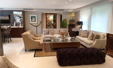 Venta y Alquiler de Casa en Altos del Golf