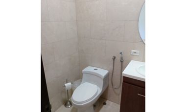 Venta y Alquiler de Casa en Altos del Golf