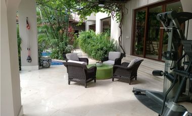 Venta y Alquiler de Casa en Altos del Golf