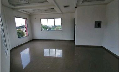 ALQUILO LOCAL EN CHORRERA PLAZA MITSUE 34MTS