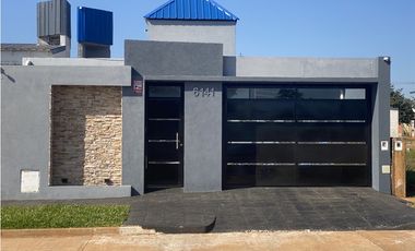 VENDO IMPRESIONANTE CASA A ESTRENAR C/ PISCINA EN POSADAS MNES