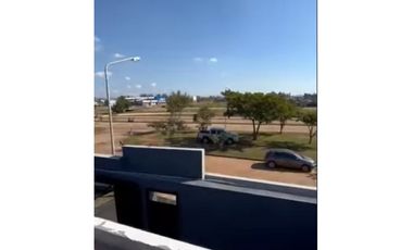 VENDO IMPRESIONANTE CASA A ESTRENAR C/ PISCINA EN POSADAS MNES