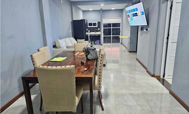 VENDO IMPRESIONANTE CASA A ESTRENAR C/ PISCINA EN POSADAS MNES