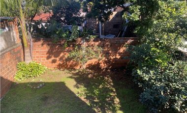 VENDO DUPLEX AMPLIO, BUENA UBICACIÓN, POSADAS MNES