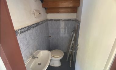 VENDO DUPLEX AMPLIO, BUENA UBICACIÓN, POSADAS MNES