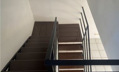 VENDO DUPLEX AMPLIO, BUENA UBICACIÓN, POSADAS MNES