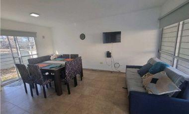Se vende hermoso duplex 2 dormitorios amoblado