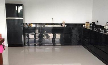 Villa eksklusif di Montong dekat Senggigi Lombok Barat code