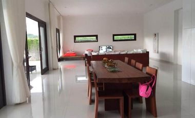 Villa eksklusif di Montong dekat Senggigi Lombok Barat code