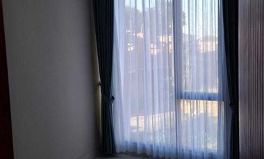 Rumah Mewah Modern Kontemporer 2 Lantai Belakang Ambarukmo Plaza Dekat UGM