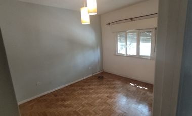 Casa PH en alquiler en Haedo Centro Sur
