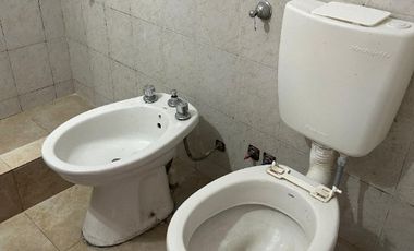 Departamento en alquiler en Isidro Casanova