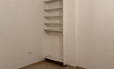 Departamento en alquiler en Isidro Casanova