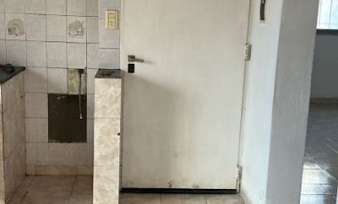 Departamento en alquiler en Isidro Casanova