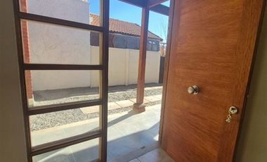 Casa en Arriendo en Centro nuevo Machali