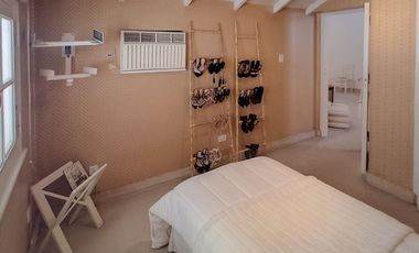 EXCELENTE CHALET, LOTE 20X25, BARRIO PARQUE BERNAL