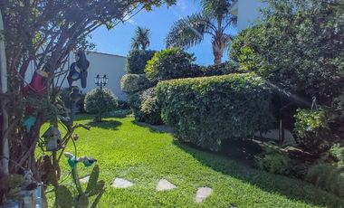 EXCELENTE CHALET, LOTE 20X25, BARRIO PARQUE BERNAL