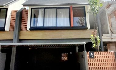 Rumah 2 lantai Minimalis Modern di Jakarta Timur