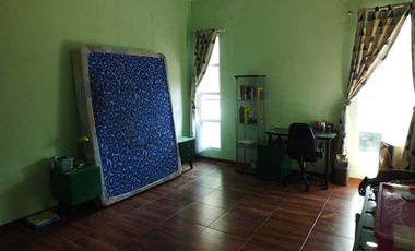 Rumah 2 lantai cantik di Cluster Kintamani PuriGading Jatiwa