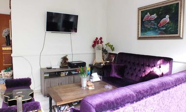 Rumah 2 lantai cantik di Cluster Kintamani PuriGading Jatiwa