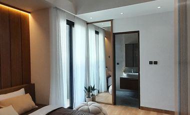Rumah Modern Konsep Double Deck di Jakarta Selatan