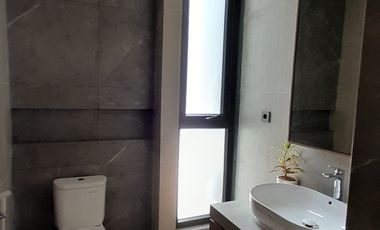 Rumah Modern Konsep Double Deck di Jakarta Selatan