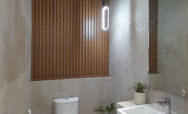Rumah Modern Konsep Double Deck di Jakarta Selatan