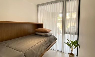 Rumah Modern Konsep Double Deck di Jakarta Selatan