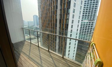 Disewakan Izzara Apartemen 2+1Bedroom Private Lift Furnished