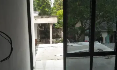 Rumah 2 lantai jual Bu type 90/70 limo