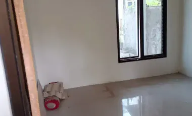 Rumah 2 lantai jual Bu type 90/70 limo