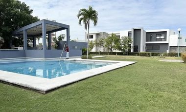 Casa en Venta Residencial Las Palmas