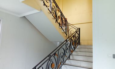 Dijual Cepat Gedung Kantor Strategis di Jalan Raya CIFOR Bogor