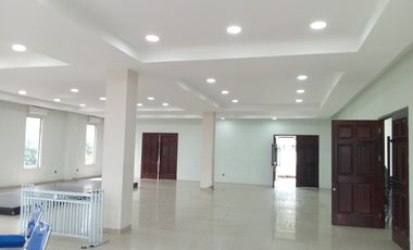 Dijual Cepat Gedung Kantor Strategis di Jalan Raya CIFOR Bogor