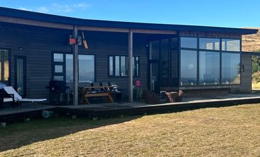 Exclusiva casa en Ancud en entorno natural y total conectividad