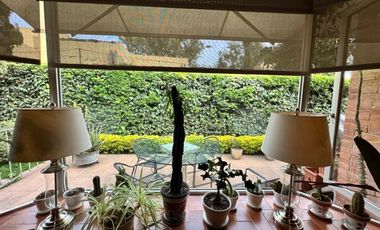 Vendo amplia  casa en Condominio